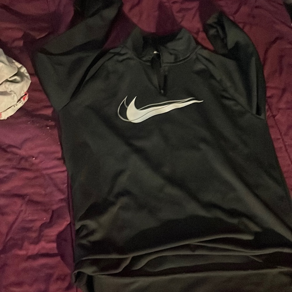 nike hoodie